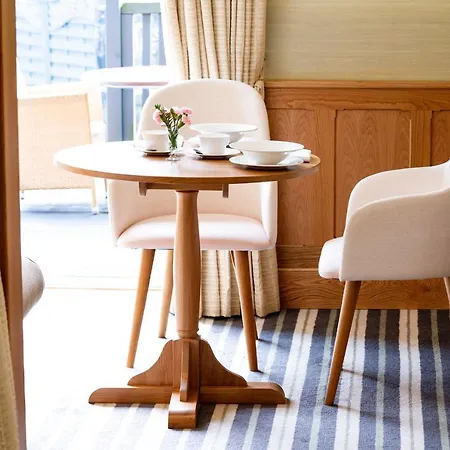 Yewfield Vegetarian Bed and breakfast