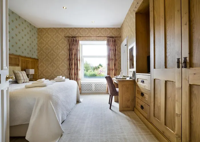 Yewfield Vegetarian *